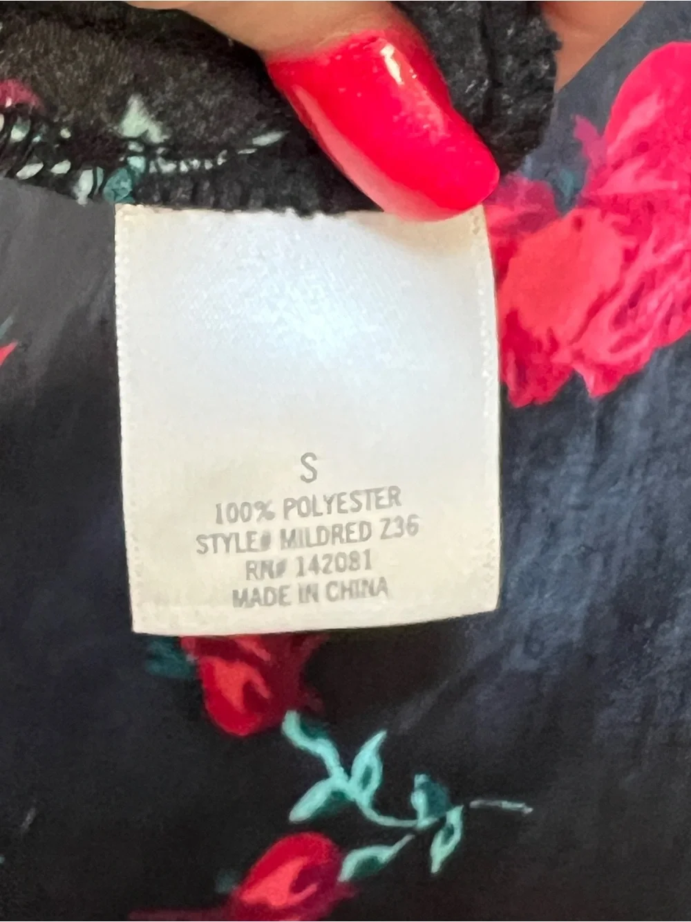 Vintage 90s Y2K Black A-Line Maxi Skirt with Red Rose Print